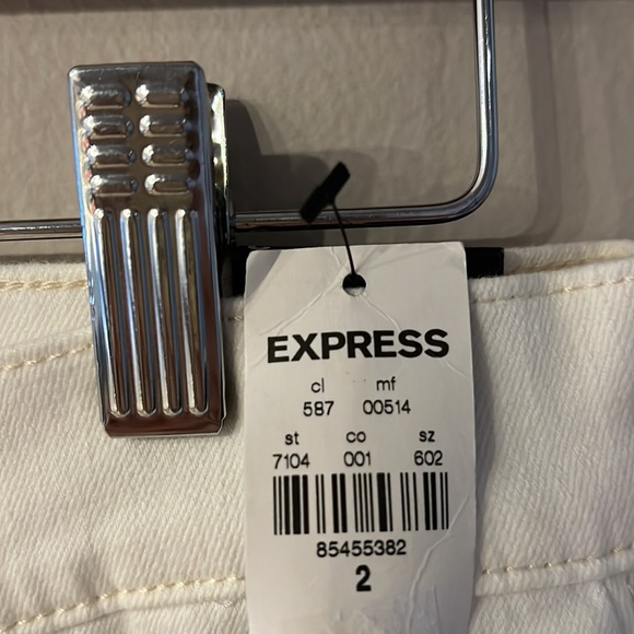 Express Women’s High Rise Western Shorts - Picture 3 of 4